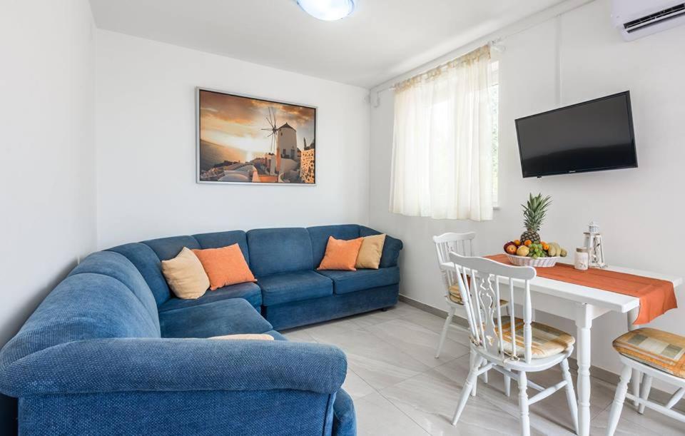Apartments Dora Vantacici Eksteriør bilde