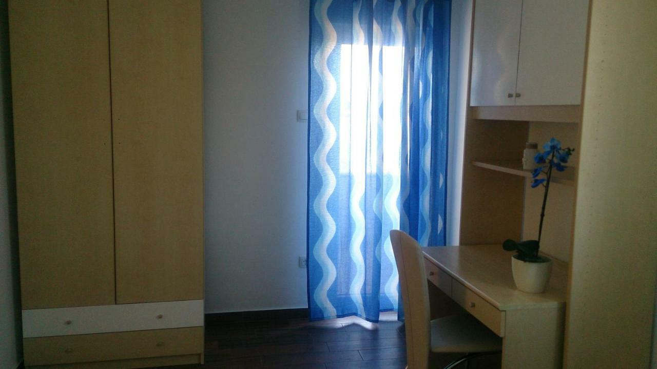 Apartments Dora Vantacici Eksteriør bilde